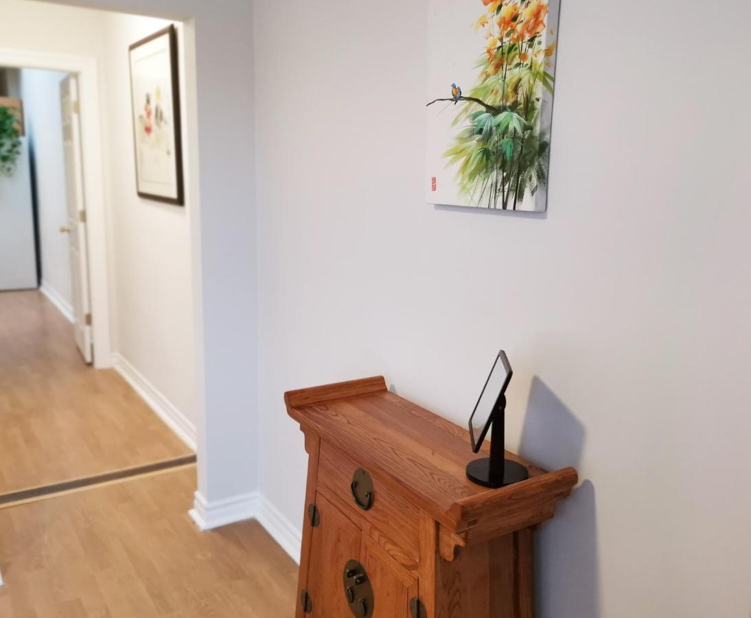 Cozy Private Rm Heart Of North York Free Parking Full Kitchen Close To Downtown Apartment Торонто Екстериор снимка